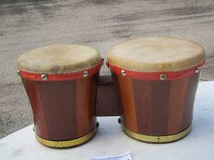 lot 113 image: set of bongo drums