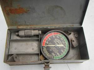 lot 130 image: gauge cylinder compression stock no. 41-g-124