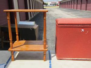 lot 160 image: red wicker laundry basket- small 2 tier wooden shelf