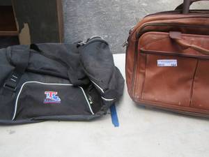 lot 164 image: luggage bag and a small brown computer bag
