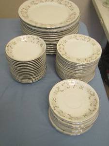 lot 2 image: Sheffield Fine China  CLASSIC 501 dish set  - 11 saucers, 16 fruit bowls, 17 bread plates, 14 dinner plates - 58 PCS  X $$