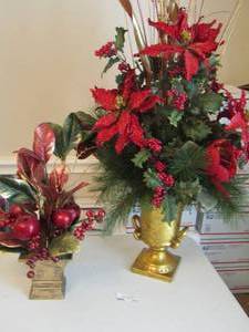 lot 215 image: 2 gold vase fruit and flower dcor table pieces