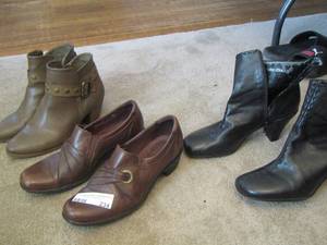 lot 234 image: 2 ankle high womens boots 1 pair black one brown, pair of clark bendable womens shoes all size 9 12