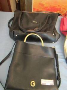 lot 224 image: black LODIS Wwomens handbag in good condition, Gianni Vini womens hand bag