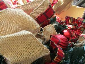 lot 252 image: Collapsible Christmas tree in box -  SETS UP IN MINUTES