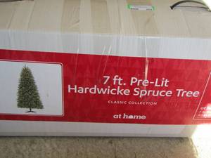 lot 254 image: 7ft tall pre-lit HARDWICK SPRUCE TREE in box