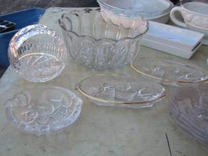 lot 343 image: glass dcor lot - plates- bowls plus