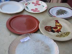 lot 344 image: various dinner plates, canister, mini crock pot, 1 coffee cup