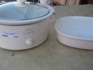 lot 349 image: Rival crock pot- white casserole dish no lid