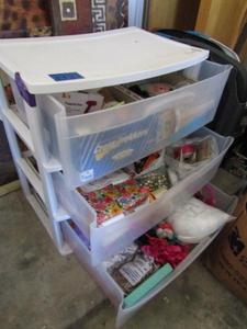 lot 332 image: Plastic chest of drawers packed full of cake baking accessories and supplies