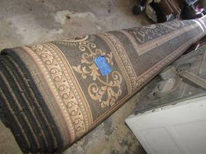 lot 338 image: Large area rug 8 x 10