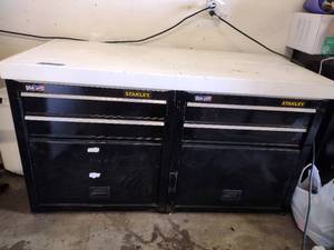 lot 2 image: Stanley tool chest empty