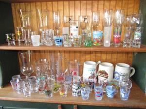 lot 357 image: Assorted glassware and mugs as shown