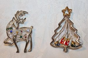 lot 286 image: (2) Modernist wire broochpins. Includes reindeer and tree. Both about 2.25H