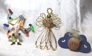 lot 291 image: (3) Angel broochespins. Includes bi color metal angel with holiday light strings plus