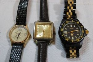 lot 188 image: Jewelry watches - blackbrown band watches, please preview