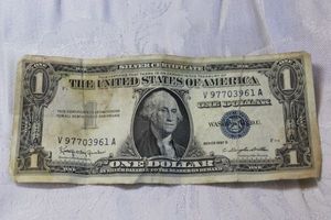 lot 218 image: Silver Certificate One Dollar Bill