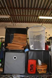 lot 162 image: 3-part storage cubby and contents