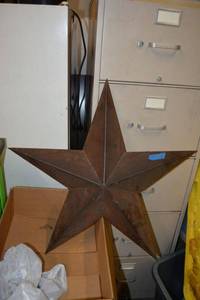 lot 169 image: Decorative Metal star