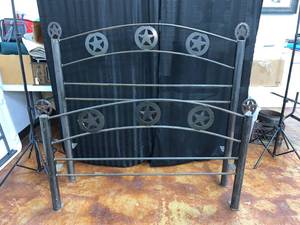 lot 10 image: Metal Full size Texaswestern Head and foot. These would be great benches or some other projects as well NICE