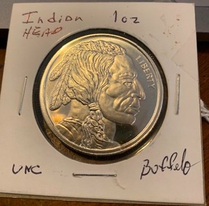 lot 46 image: 1 Troy ounce Fine Silver Coin .999 Beautiful Condition