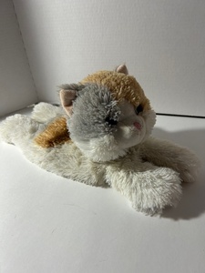 lot 127 image: Calico warming animal no tags