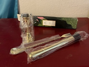 lot 95 image: New in package barware set