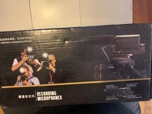 lot 180 image: Camera Recording  mic.-New in Box