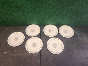 lot 212 image: Selection of 6 Homer Laughlin saucer plates