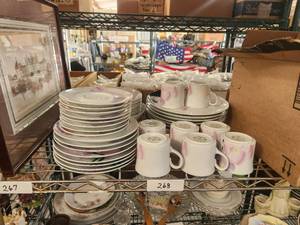 lot 268 image: Selection of Mikasa Vogue dishes - 40 pieces