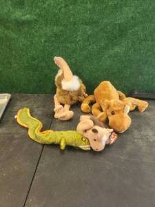 lot 273 image: Selection of collectible Ty Babies