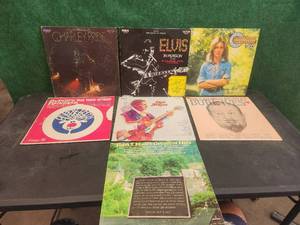 lot 9 image: Selection of vintage records - Elvis....