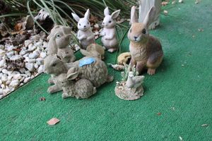 lot 205 image: Yard decorations - several bunny statues