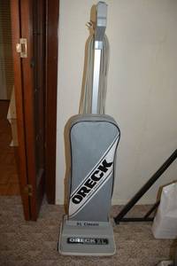 lot 48 image: Oreck XL Classic vacuum