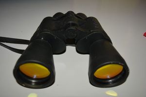 lot 91 image: Vivitar Binoculars marked 7x50 297Ft at 1000Yds Coated Optics