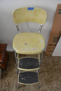lot 103 image: Vintage metal high chair with steps
