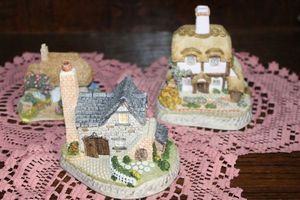 lot 33 image: Three David Winter Cottages