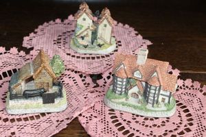 lot 36 image: Three David Winter Cottages