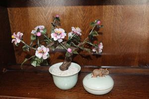 lot 154 image: Vintage Bonsai Cherry Blossom Tree with Jade Glass Leaves and Matching Elephant Trinket Dish