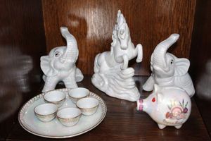 lot 157 image: Mother of Pearl Toned Figurines