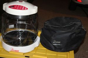 lot 191 image: Nuwave Electric Dehydrator with Storage bag