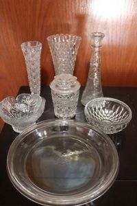 lot 265 image: Clear GlassCrystal Vases, Bowls and Pie Plates