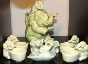 lot 171 image: Caledon Ceramic Elephant Tea Set, Shakers and more
