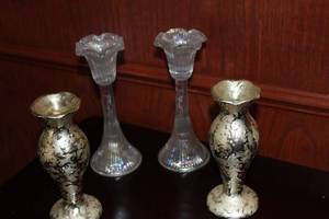 lot 312 image: One Pair of Vintage Weeping Gold Candle Holders and Iridescent Tulip Shaped Ribbed Candle Holders