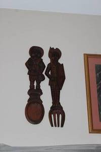 lot 352 image: Wooden Spoon and Fork wall deco