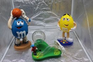 lot 51 image: M&M candy dispensers and jelly bean