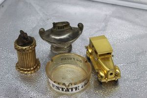lot 146 image: Vintage Collectors Lighters and ashtray