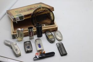 lot 164 image: Vintage Cigar box and collection of lighters