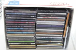 lot 213 image: Box of music CDs