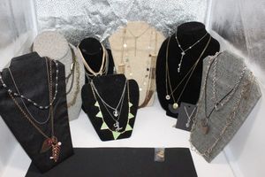 lot 291 image: Fashion Jewelry